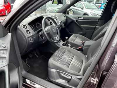 VW Tiguan Tiguan Lounge Sport &amp; Style BMT *Bi-Xenon*Navi* (2015) - Photo 7