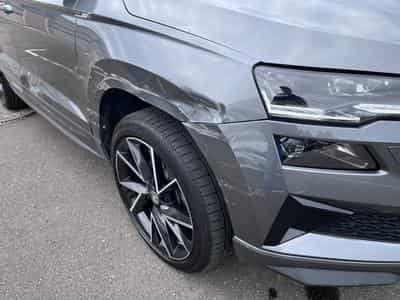 Skoda Karoq 2.0 Tsi Sportline DSG 4x4 Pano AHK Keyless ACCIDENTE (2023) - Photo 11
