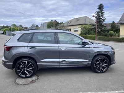 Skoda Karoq 2.0 Tsi Sportline DSG 4x4 Pano AHK Keyless ACCIDENTE (2023) - Photo 4