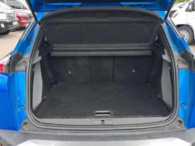 PEUGEOT 2008 1.2 PureTech 130ch S&S Allure (2022) - Foto 8