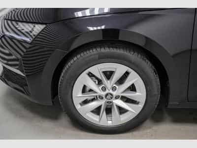 Skoda Octavia Kombi 1,5 eTSI (2025) - Photo 4