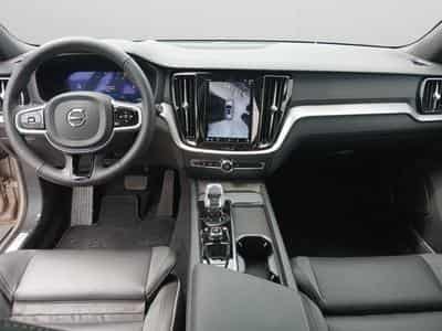 Volvo V60 B4 Plus Dark / Essence (2025) - Foto 10