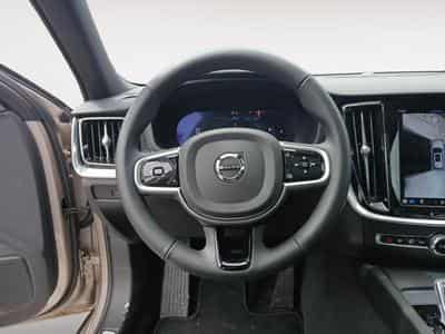 Volvo V60 B4 Plus Dark / Essence (2025) - Foto 12
