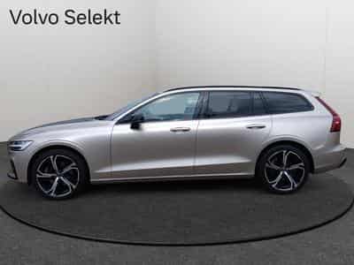 Volvo V60 B4 Plus Dark / Essence (2025) - Foto 2