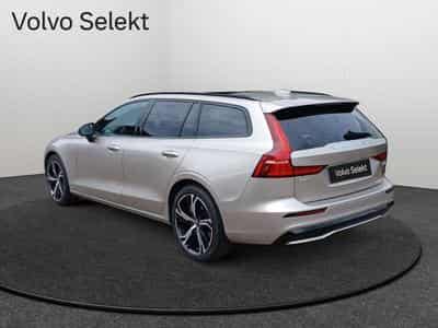 Volvo V60 B4 Plus Dark / Essence (2025) - Foto 3