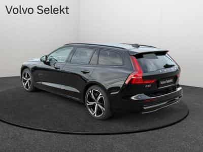 Volvo V60 T6 AWD Plus Dark / Hybride (2024) - Foto 3