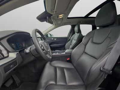 Volvo XC60 B4 Plus Dark / Essence (2024) - Foto 10