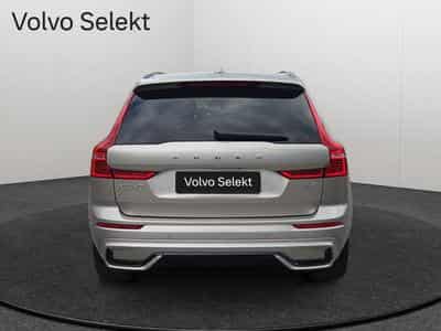 Volvo XC60 B4 Plus Dark / Essence (2024) - Foto 6