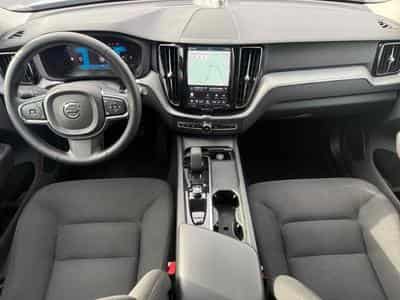 Volvo XC60 B4 Core / Essence (2022) - Foto 10