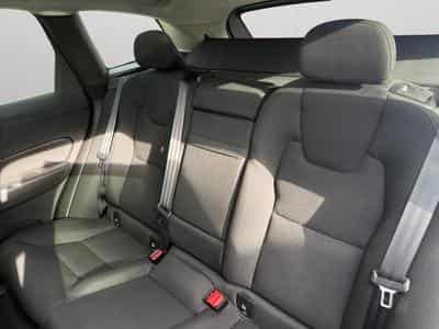 Volvo XC60 B4 Core / Essence (2022) - Foto 13