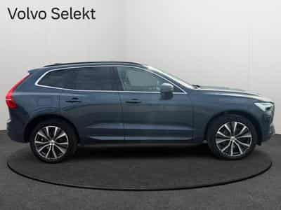 Volvo XC60 B4 Core / Essence (2022) - Foto 6