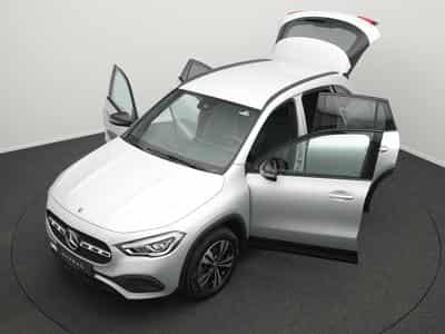 Mercedes GLA 250 e Progressive Kamera+LED+Night+18"+MBUX (2022) - Photo 12