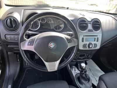 Alfa-Romeo Mito 1.3 JTDM (2011) - Photo 4