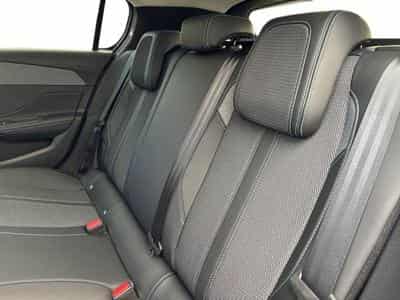 PEUGEOT 308 1.5 BlueHDi 130ch S&S Allure EAT8 (2025) - Foto 3