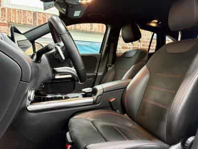 Mercedes GLA 200 GLA 200d 2.0 150cv Auto AMG-LINE (2022) - Photo 5