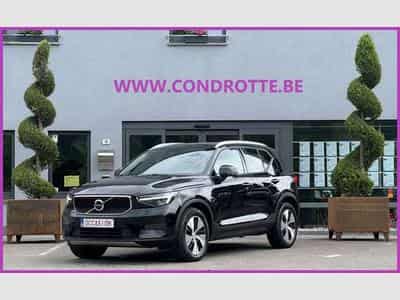 Volvo XC40 ESSENCE 163 CV (2025) - Foto 1