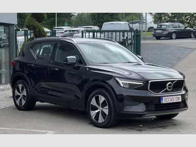 Volvo XC40 ESSENCE 163 CV (2025) - Foto 3