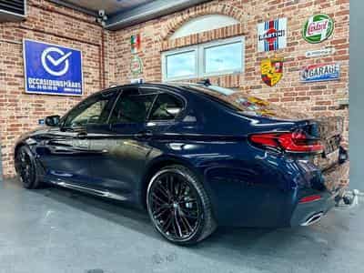 BMW 530 530dA Limousine 3.0 286cv Auto xDrive M-SPORT (2023) - Photo 2
