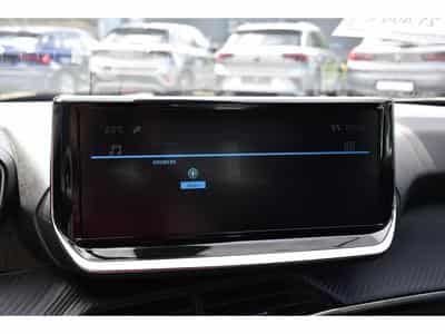 Peugeot 2008 1.2 Hybrid 145 e-DCS6 Style REGUL LANE PDC 1° MAIN (2025) - Foto 9