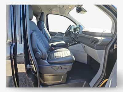 Ford Tourneo 2.5 PHEV 225 L1 Titanium X (2025) - Photo 13
