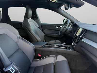 Volvo XC60 T6 Black Edition / Hybride (2024) - Photo 15