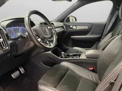Volvo XC40 B4 R-Design / Essence (2021) - Photo 10
