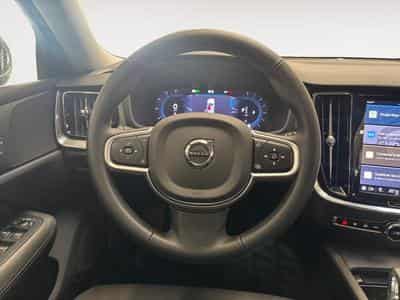 Volvo V60 B4 Core / Essence (2025) - Photo 12
