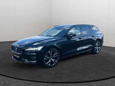 Volvo V60 B4 Plus Dark / Essence (2025) - Photo 1