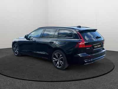 Volvo V60 B4 Plus Dark / Essence (2025) - Photo 3