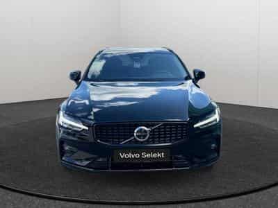 Volvo V60 B4 Plus Dark / Essence (2025) - Photo 8