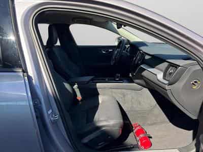 Volvo V60 B4 Core / Essence (2025) - Foto 15