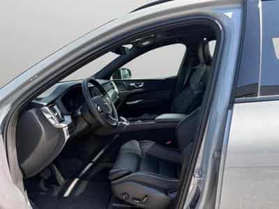 Volvo XC60 T6 Plus Dark / Hybride KIT HIVER INCLUS (2025) - Foto 10