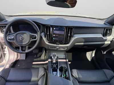 Volvo XC60 T6 Plus Dark / Hybride KIT HIVER INCLUS (2025) - Foto 3