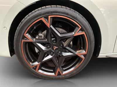 Cupra Leon DSG+Pure-Perf+Immersive-Sennheiser (2025) - Foto 8