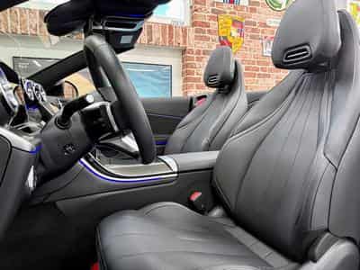 Mercedes CLE 300 CLE 300 cabrio 2.0 258cv Auto 4Matic AMG-LINE (2025) - Foto 5