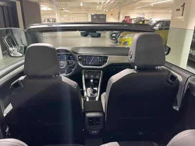 VW T-Roc Cabriolet 1.5 TSI ACT 110kW R-Line DSG (2021) - Photo 14