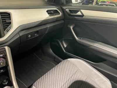 VW T-Roc Cabriolet 1.5 TSI ACT 110kW R-Line DSG (2021) - Photo 9
