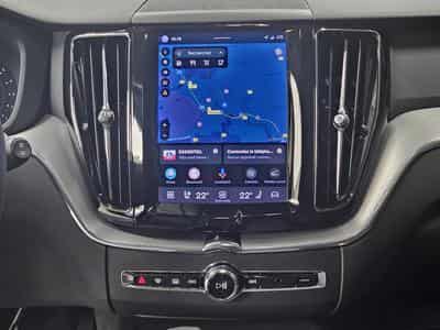 Volvo XC60 MOMENTUM 197 CV (2023) - Photo 12