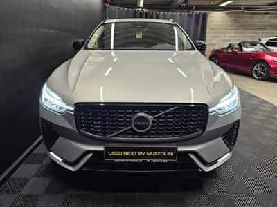 Volvo XC60 MOMENTUM 197 CV (2023) - Photo 3