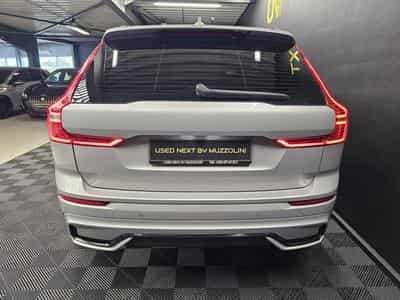 Volvo XC60 MOMENTUM 197 CV (2023) - Photo 4