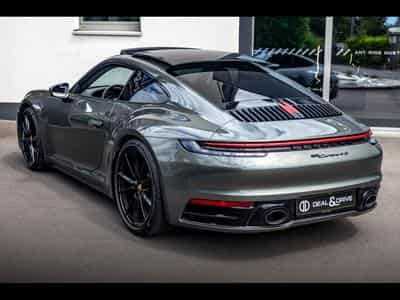Porsche 911 .1 911 CARRERA 4S COUPE PDK°AVENTURINE GREEN (2022) - Photo 3