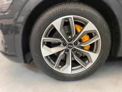 Audi e-tron 55 408ch e-quattro (2021) - Photo 9