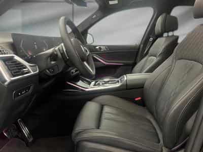 BMW X7 M60iA xDrive 530ch M Performance (2023) - Photo 11