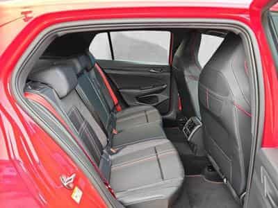 VW Golf 2.0 TSI 239 kW GTI Edition 50 (2026) - Photo 13