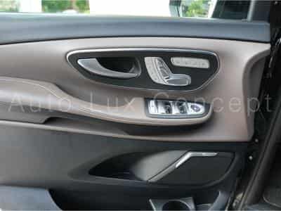 Mercedes V 300 d 4MATIC XL AVANTGARDE AMG Line 9G-TRONIC (2022) - Photo 12