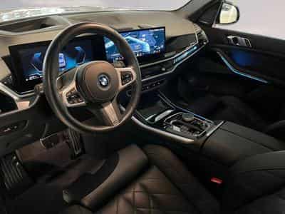 BMW X5 X5 xDrive50e M Sport (2024) - Photo 8