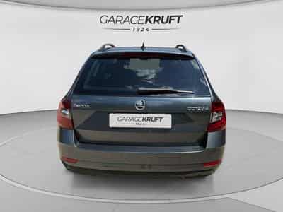 Skoda Octavia Octavia Combi Ambition, a. AHK, Pano., PDC v&amp;h (2018) - Foto 5