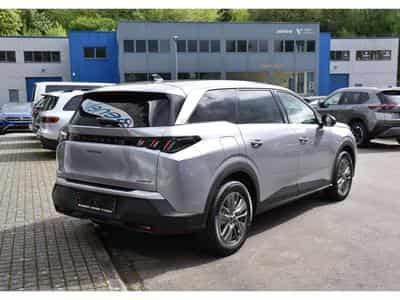 Peugeot 5008 Hybrid 145 Allure e-DCS ACC SG CHFF CAM360 NEUF (2026) - Foto 4