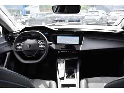 Peugeot 308 1.2 Hybrid 145 e-DCS6 Allure ACC LANE GPS CAM360 1° MAIN (2025) - Foto 9