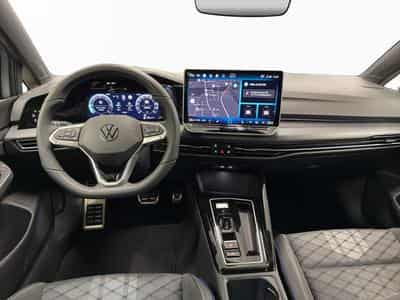 VW Golf LIFE (2026) - Photo 2